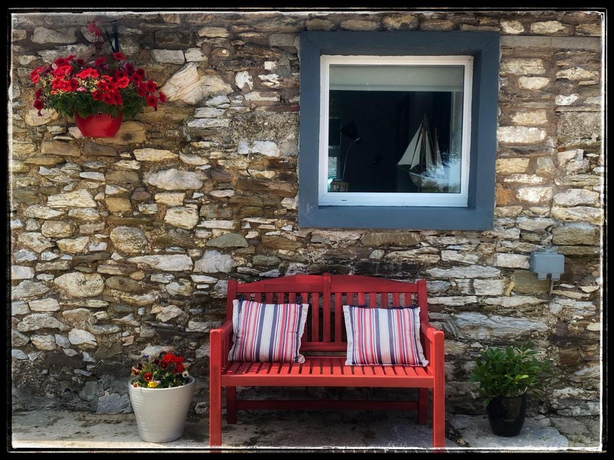 Sanctuary Lodge Cork Esterno foto